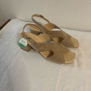 Paul Green Eco-Friendly Tan Slingback Sandals
